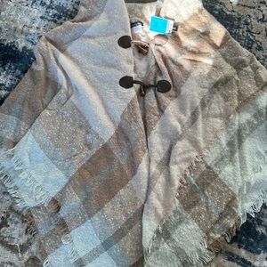 Women’s Poncho